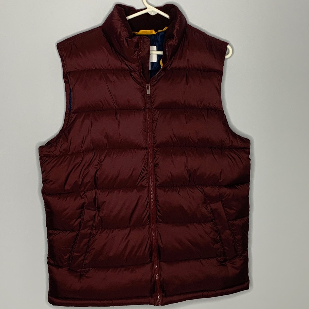 Old navy puffer vest